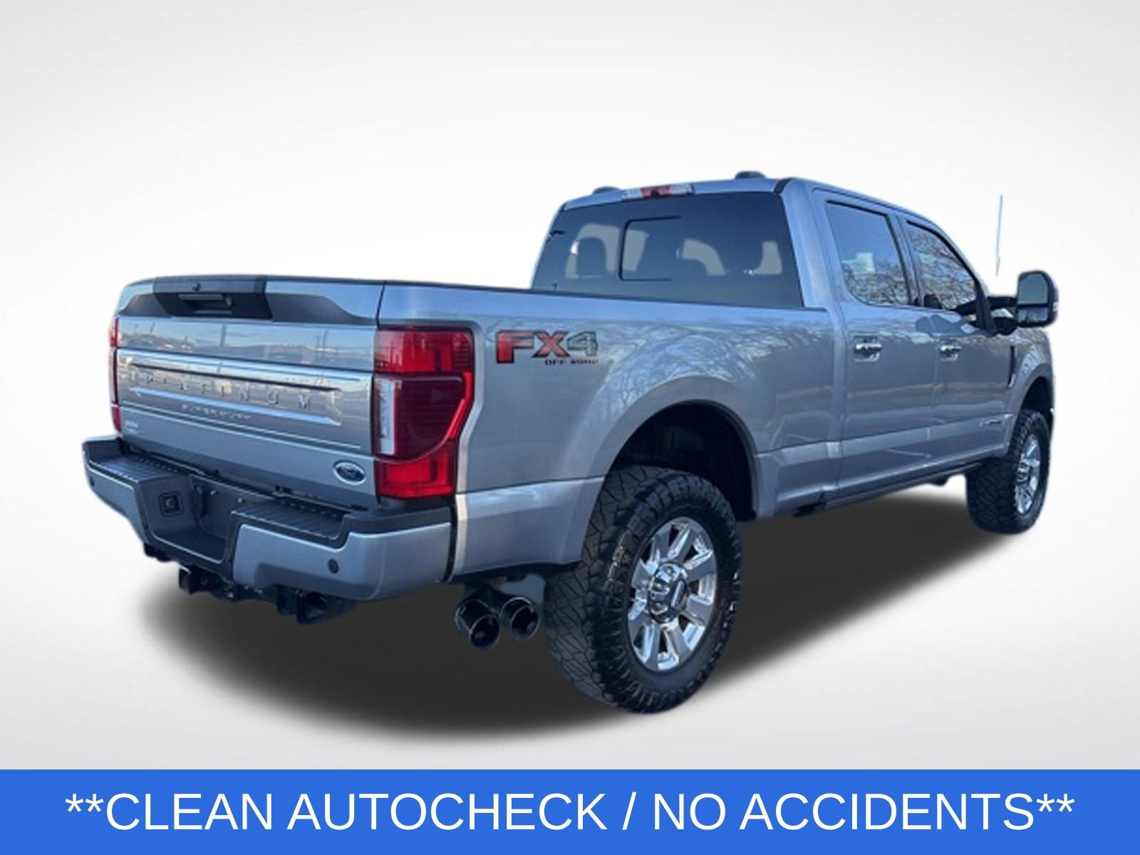 Certified 2022 Ford F250 Platinum w/ FX4 Off-Road Package AWD/4WD image 4