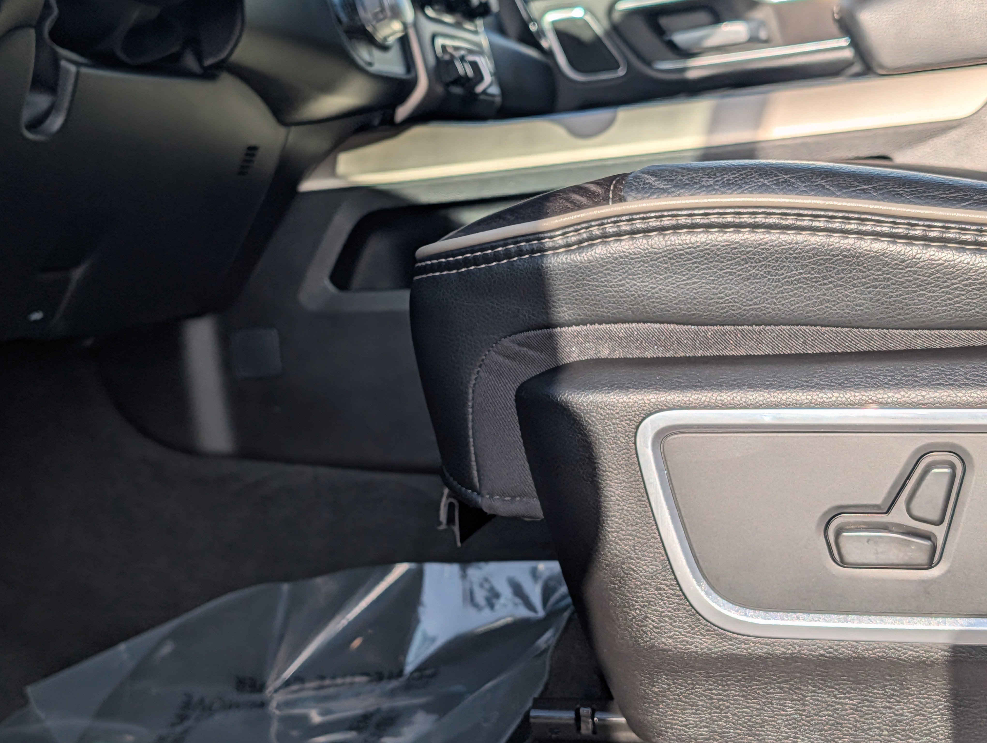 Used 2022 RAM 1500 Laramie image 25