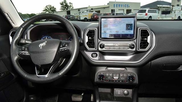 Certified 2022 Ford Bronco Sport Outer Banks w/ Tech Package AWD/4WD image 14