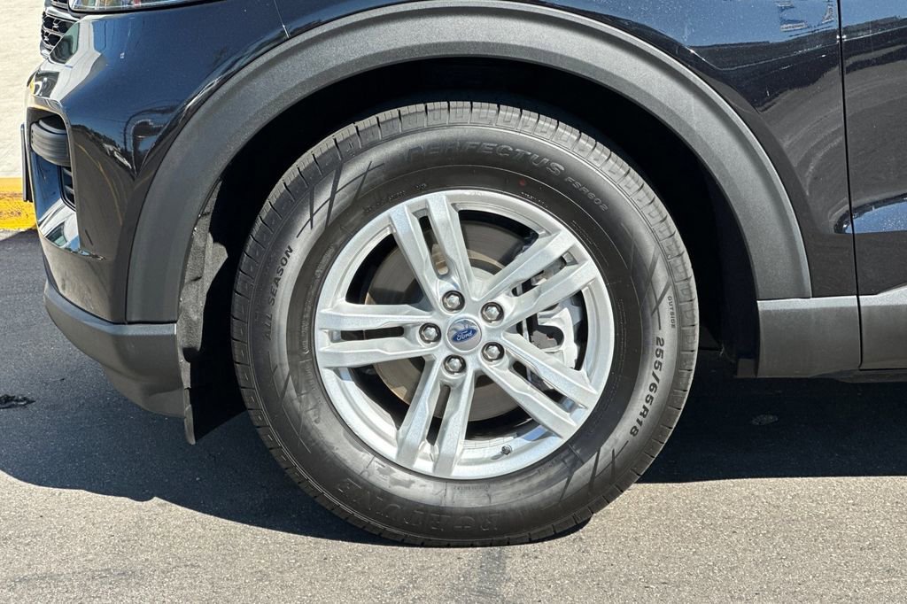 Certified 2023 Ford Explorer XLT image 30
