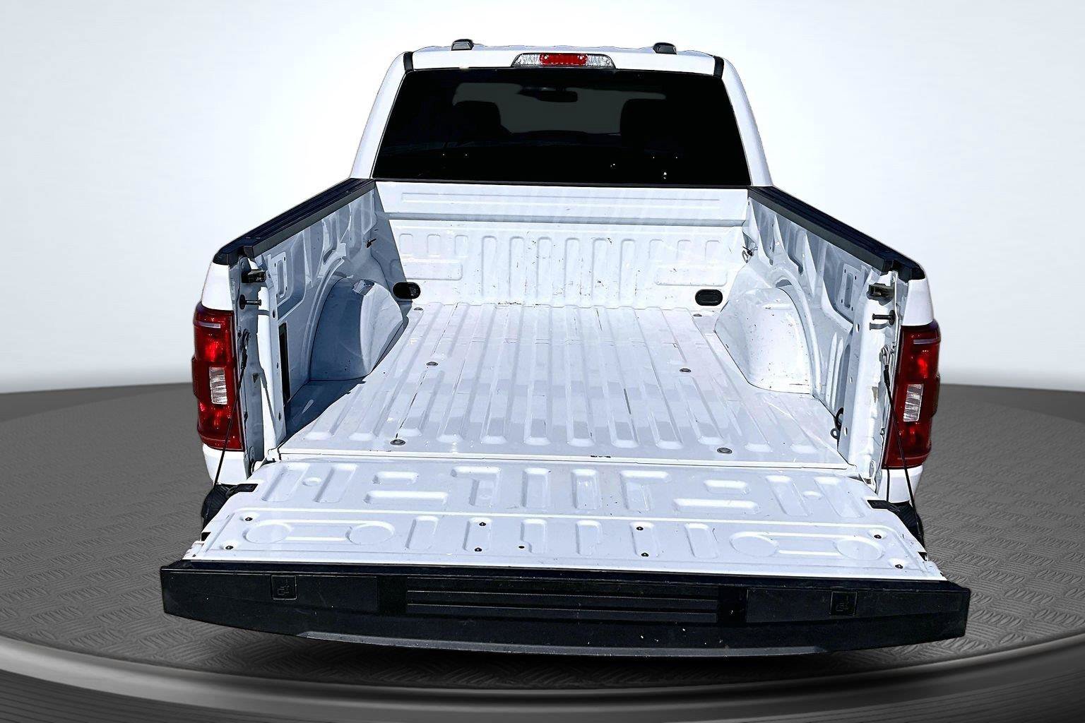 Certified 2022 Ford F150 XLT w/ Equipment Group 302A High AWD/4WD image 5