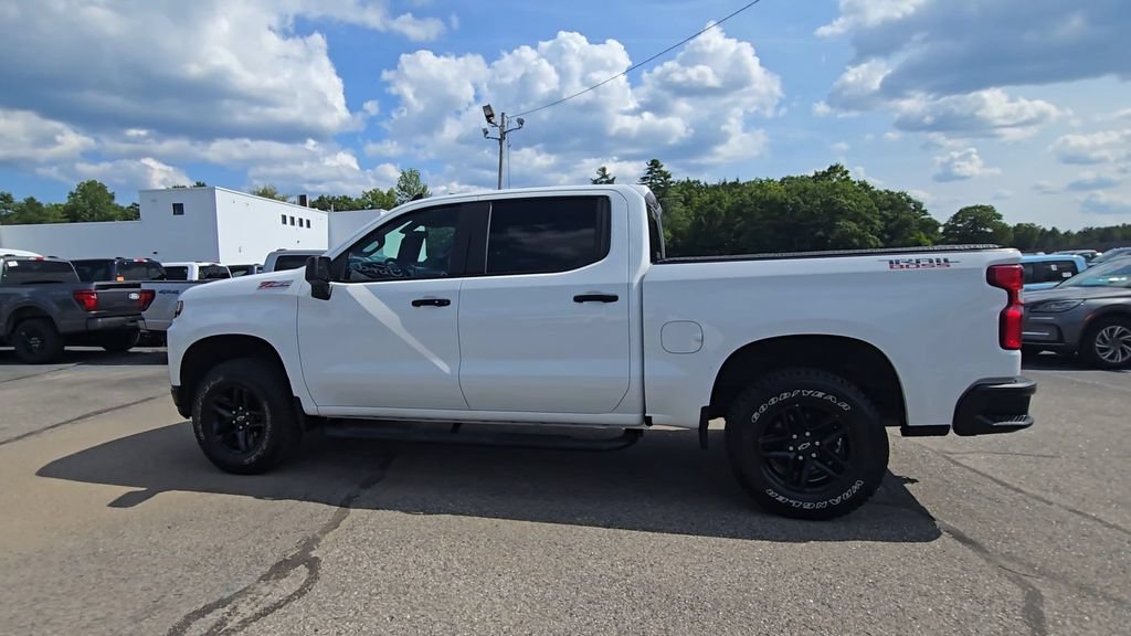 Used 2021 Chevrolet Silverado 1500 LT Trail Boss w/ Convenience Package II AWD/4WD image 16