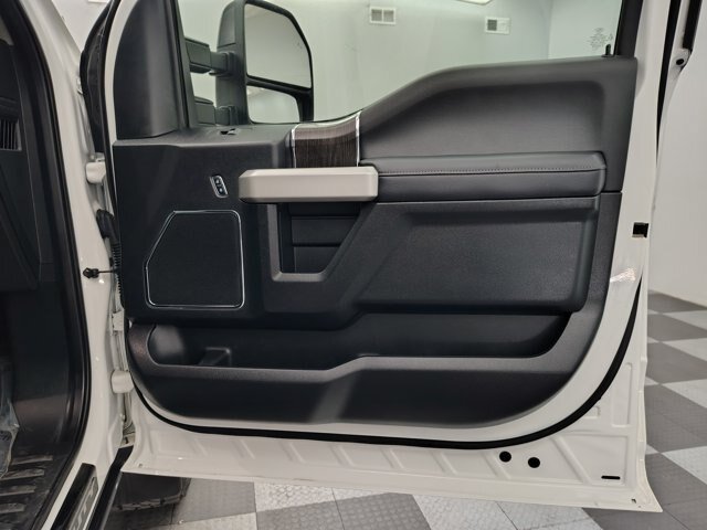 Certified 2020 Ford F350 Lariat AWD/4WD image 28