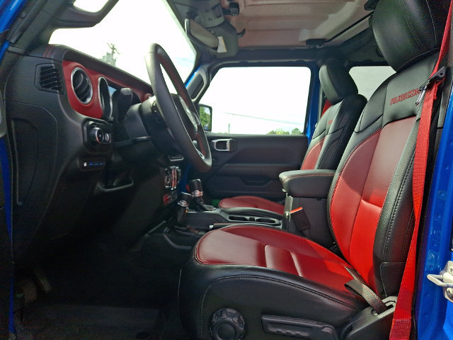 Used 2023 Jeep Wrangler Unlimited Rubicon 4xe AWD/4WD image 14