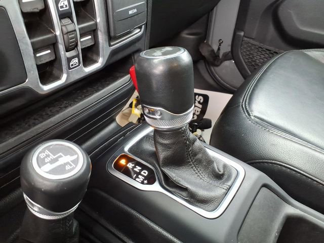 Used 2021 Jeep Wrangler Unlimited Sahara image 29