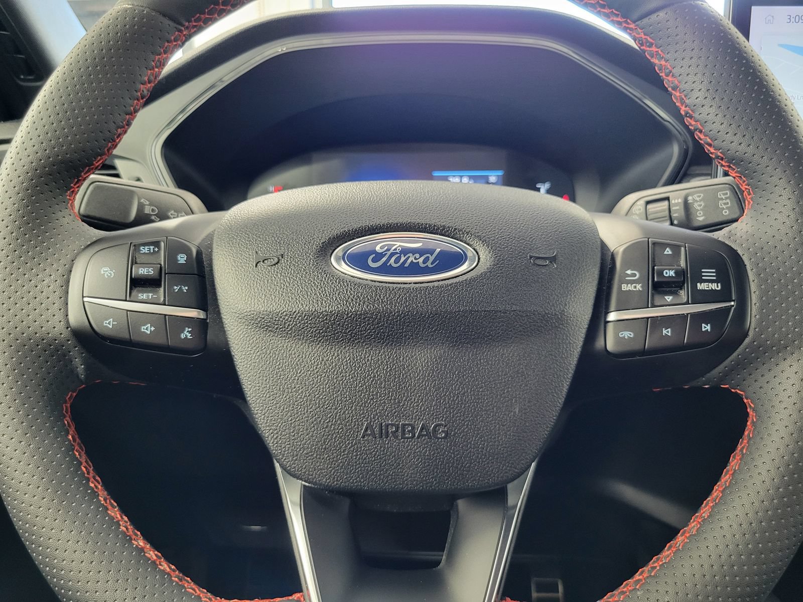 Certified 2023 Ford Escape ST-Line w/ Tech Pack #1 AWD/4WD image 12