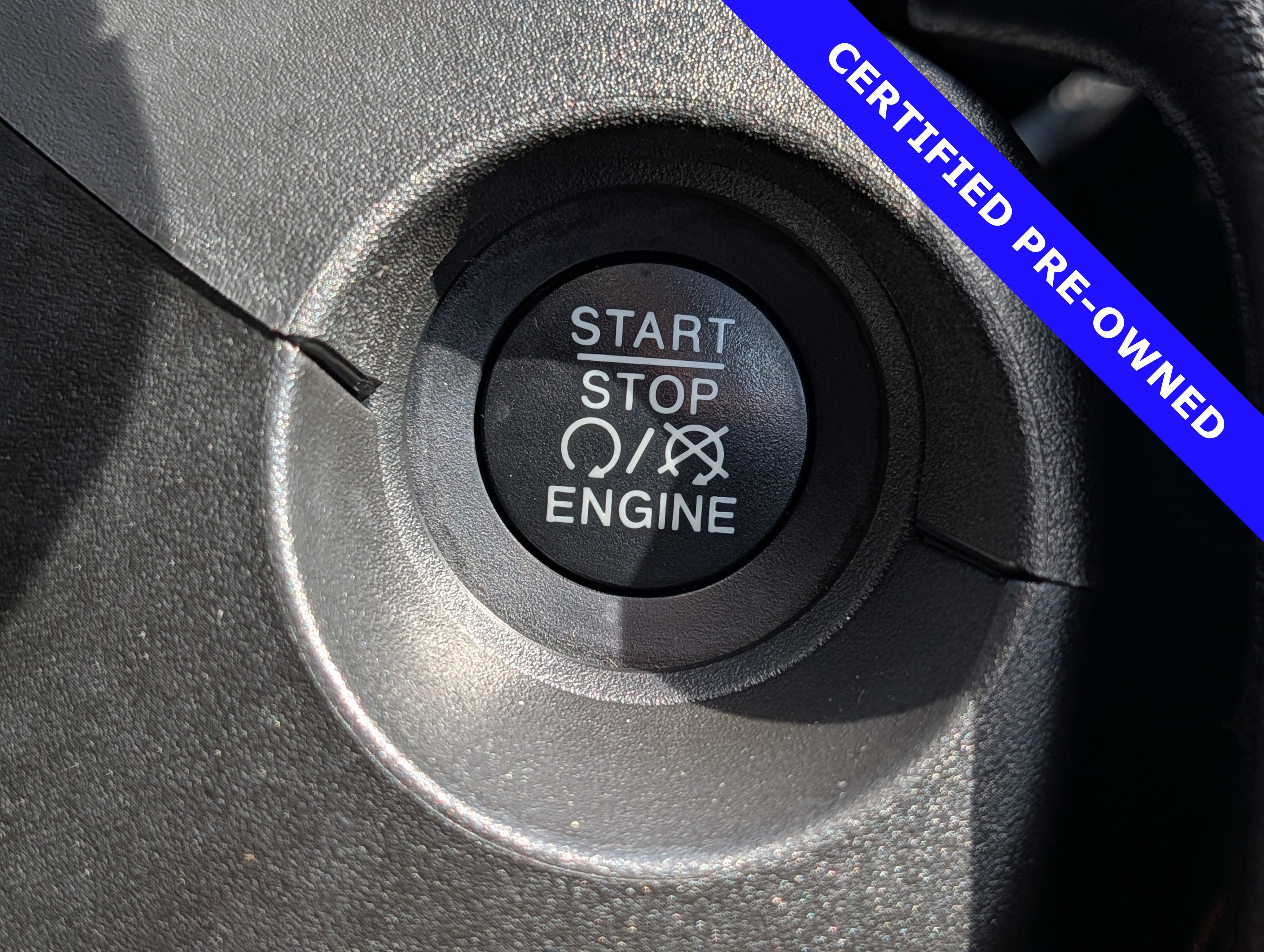 Used 2018 Jeep Compass Limited AWD/4WD image 32