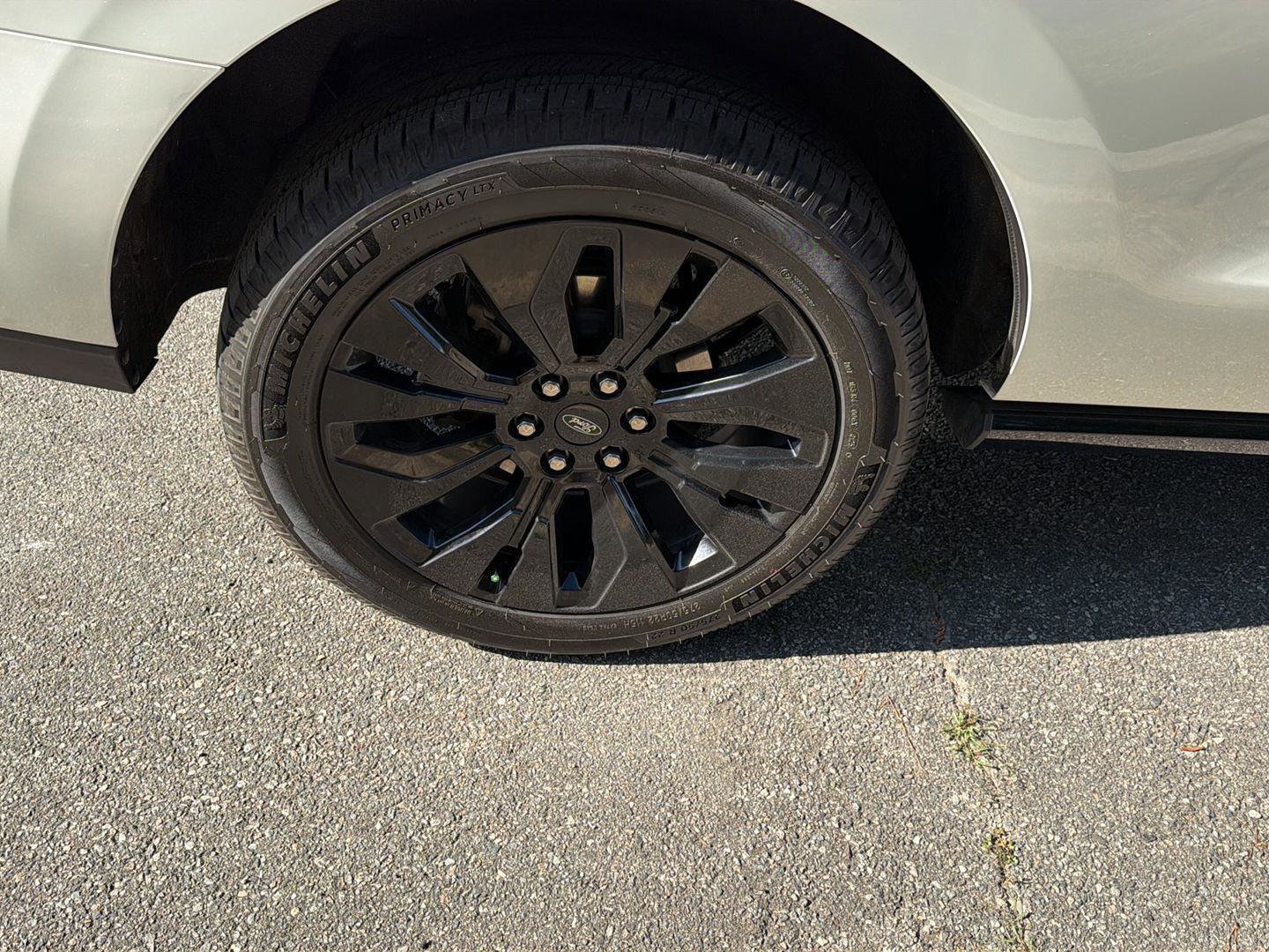 Certified 2025 Ford Expedition Platinum w/ Stealth Appearance Package AWD/4WD image 7