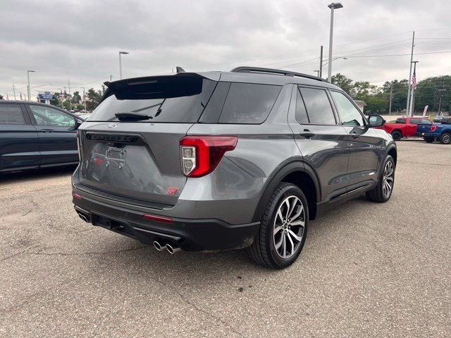 Certified 2023 Ford Explorer ST AWD/4WD image 3
