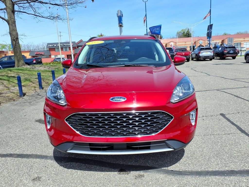 Certified 2022 Ford Escape SEL AWD/4WD video 2