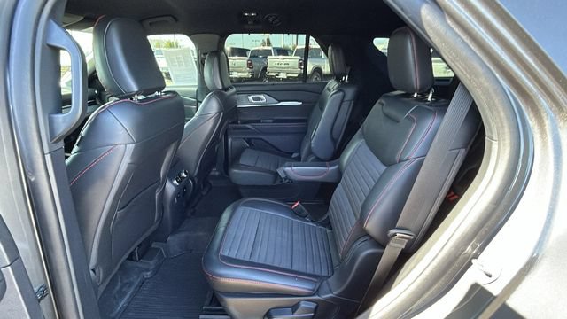 Certified 2025 Ford Explorer ST-Line w/ Premium Package RWD image 16