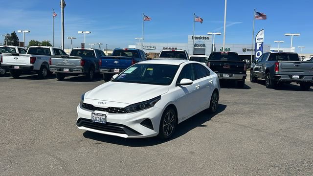 Used 2024 Kia Forte LXS FWD image 8