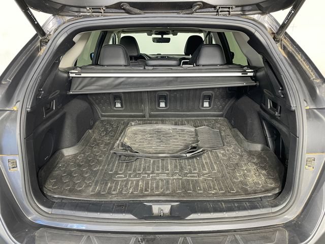 Used 2020 Subaru Outback Limited AWD/4WD image 12