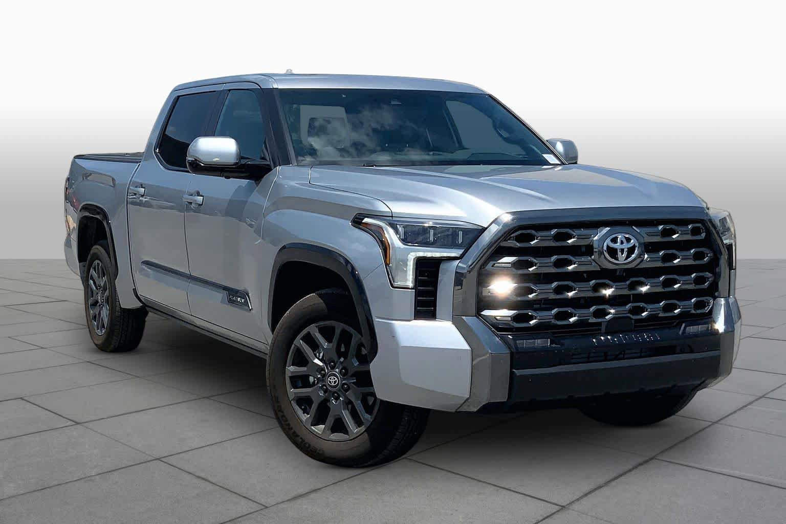 Used 2026 Toyota Tundra Platinum AWD/4WD image 3