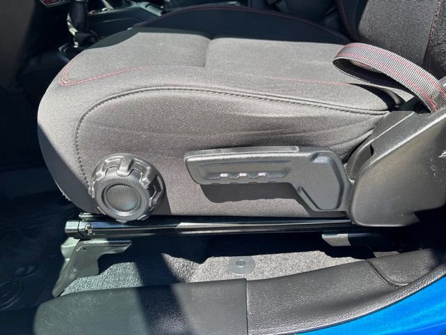 Used 2022 Jeep Wrangler Unlimited Rubicon AWD/4WD image 15