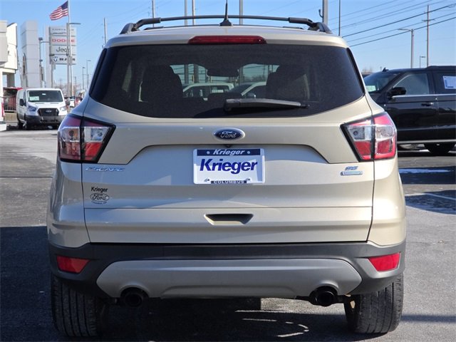 Certified 2018 Ford Escape SE w/ SE Sync 3 Package image 4
