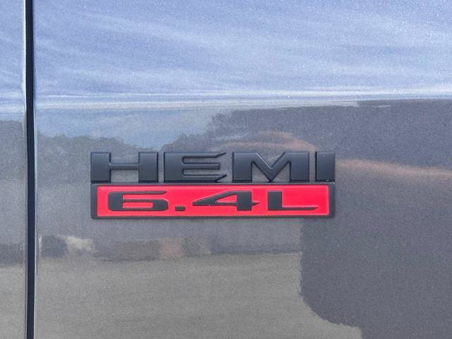 Used 2020 RAM 2500 Big Horn w/ Night Edition AWD/4WD image 11