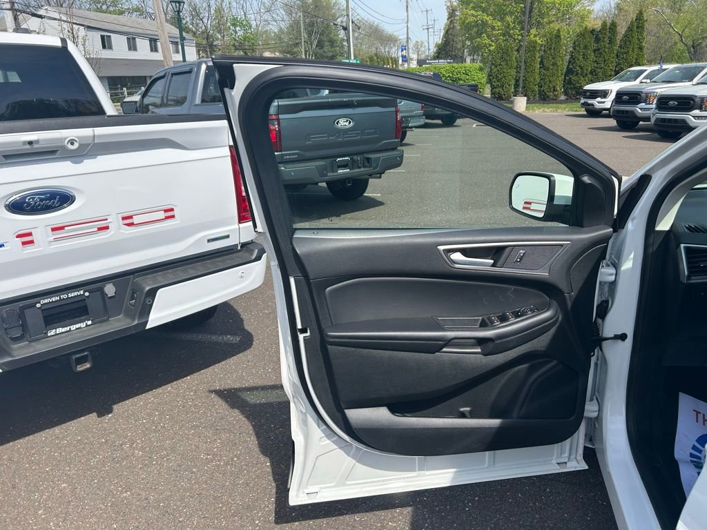 Certified 2023 Ford Edge SEL w/ Convenience Package image 11