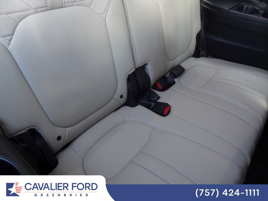 Used 2026 Honda Pilot Elite image 14