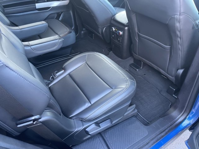 Certified 2022 Ford Explorer XLT w/ Equipment Group 202A image 33