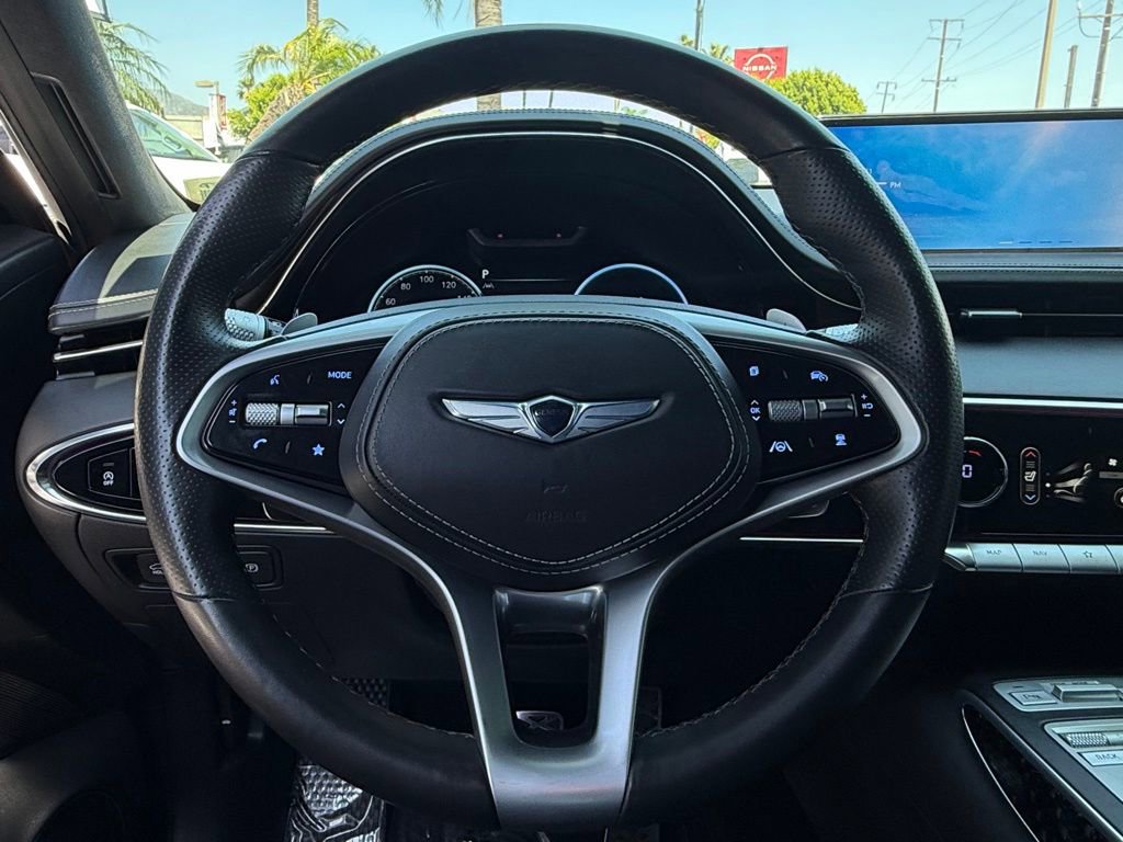 Used 2022 Genesis GV70 3.5T Sport w/ Sport Prestige Package AWD/4WD image 24