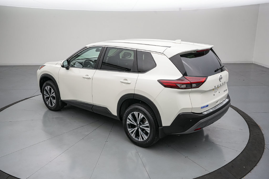 Used 2023 Nissan Rogue SV AWD/4WD image 6
