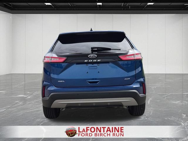 Certified 2022 Ford Edge SEL w/ Convenience Package AWD/4WD image 4