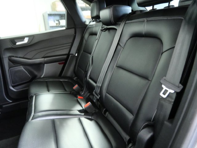 Certified 2024 Ford Escape Platinum AWD/4WD image 14