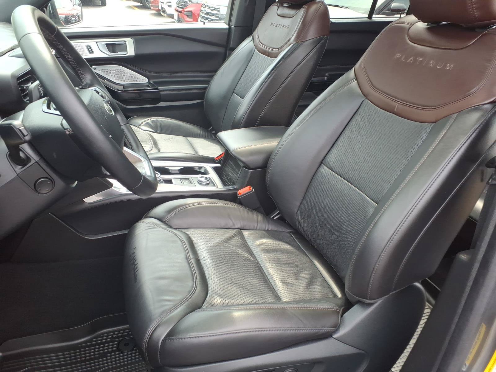 Certified 2023 Ford Explorer Platinum w/ Technology Package AWD/4WD image 22