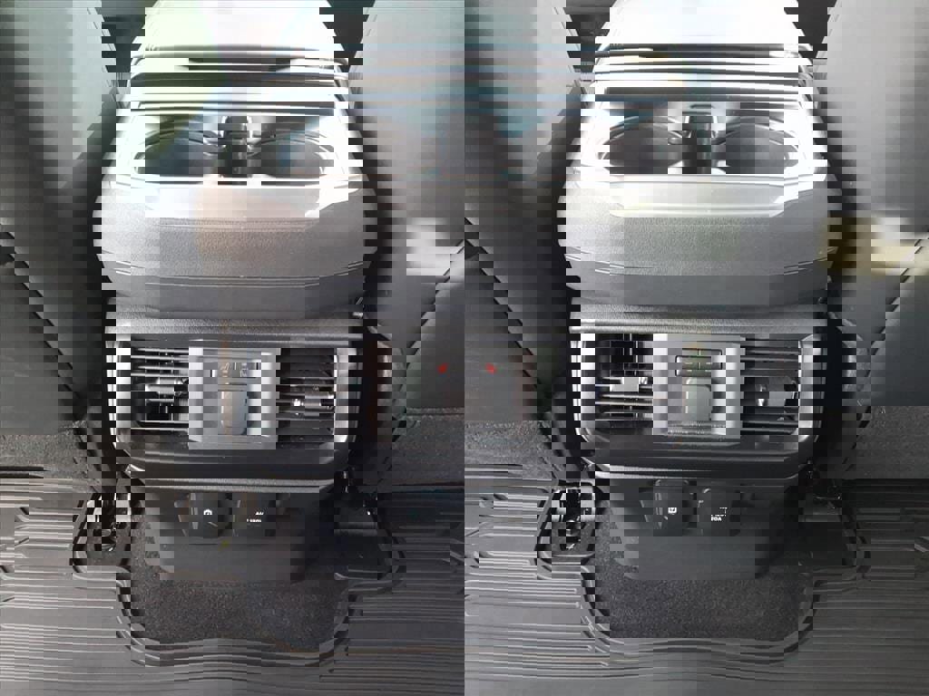 Certified 2025 Ford F150 Raptor image 9