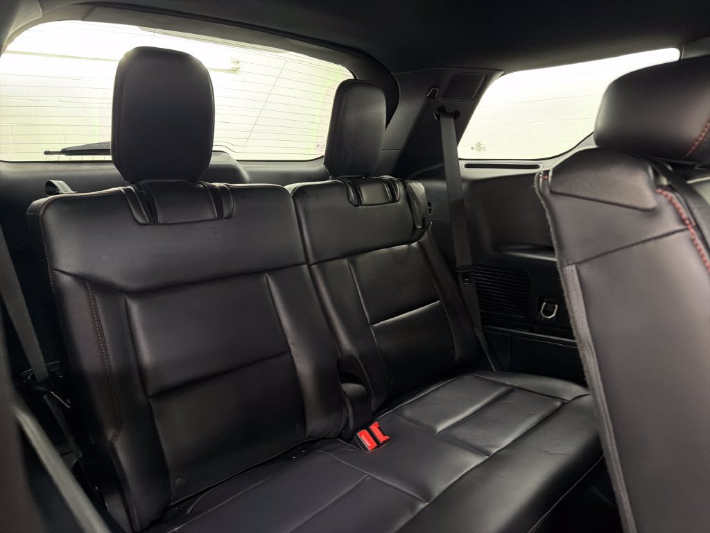 Certified 2025 Ford Explorer ST-Line RWD image 34