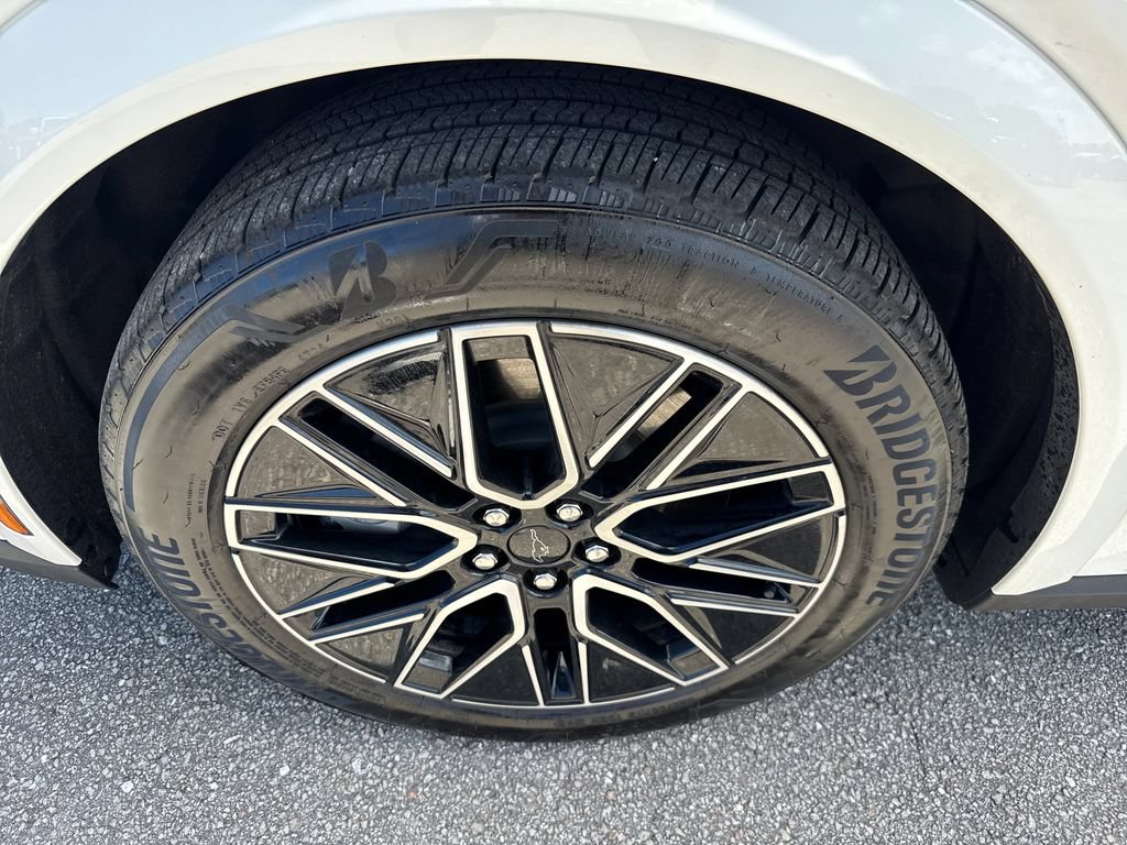 Certified 2025 Ford Mustang Mach-E Premium RWD image 12