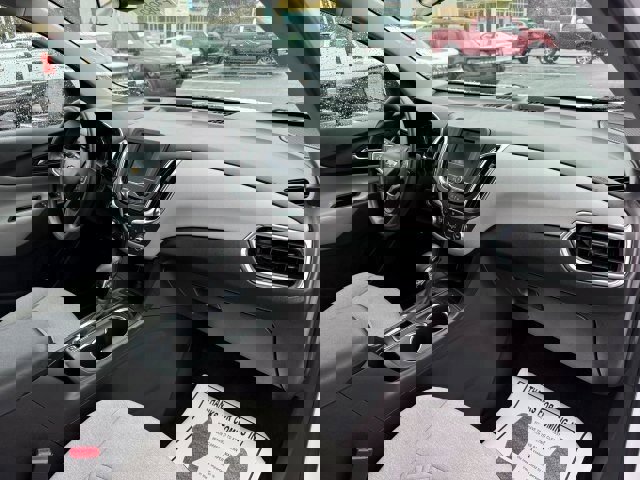 Used 2022 Chevrolet Equinox LT w/ LPO, Floor Liner Package image 22