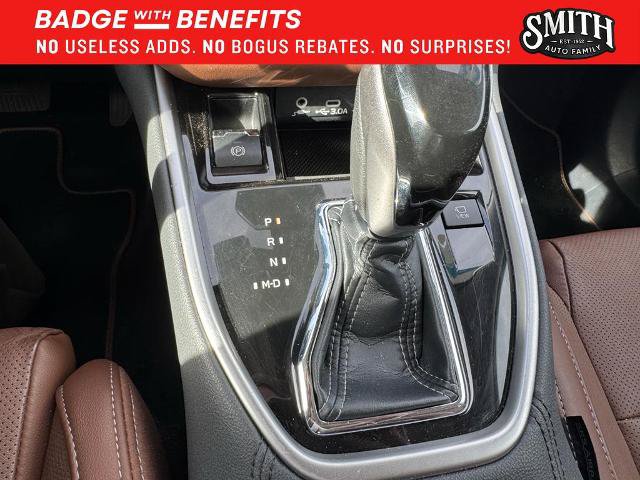 Used 2023 Subaru Outback Touring XT AWD/4WD image 14