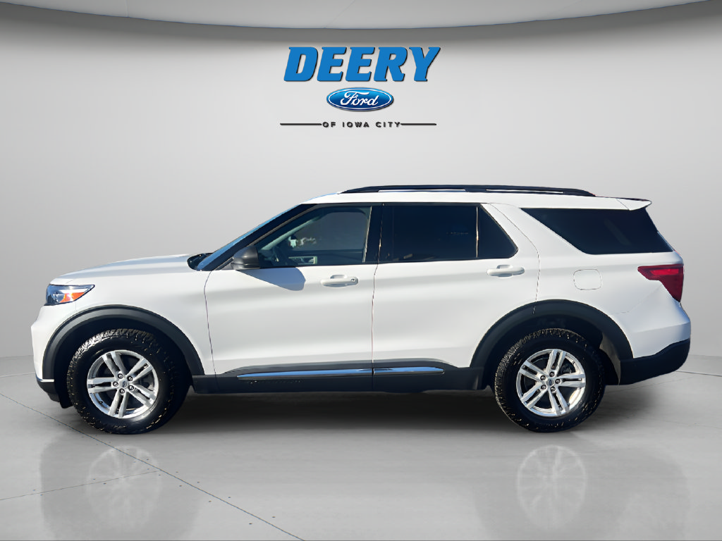 Certified 2022 Ford Explorer XLT w/ Equipment Group 202A AWD/4WD image 6