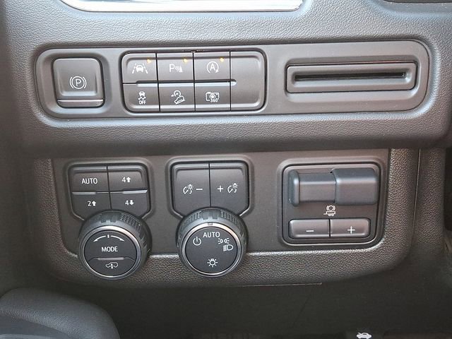 Used 2024 Chevrolet Tahoe Z71 w/ Z71 Off-Road Package image 28