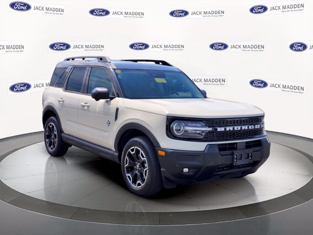 Certified 2025 Ford Bronco Sport Outer Banks w/ Outer Banks Tech Package+ AWD/4WD image 7