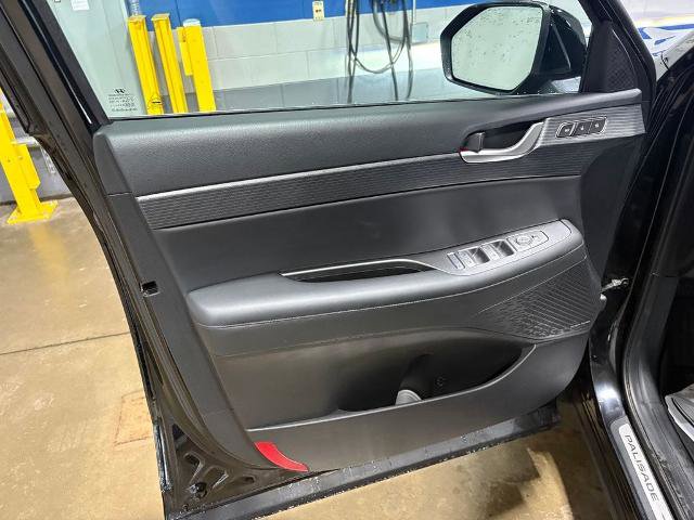 Used 2023 Hyundai Palisade Limited AWD/4WD image 20