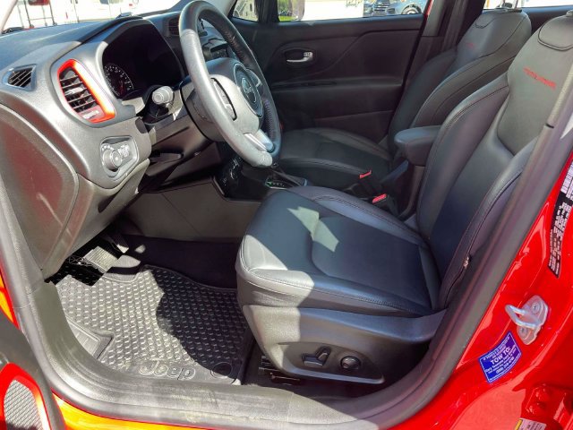 Used 2023 Jeep Renegade Trailhawk w/ Sun/Sound Group AWD/4WD image 28