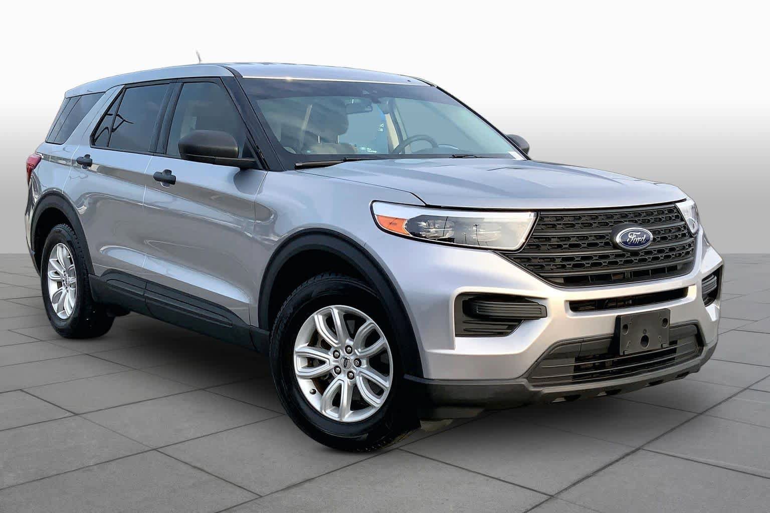 Certified 2020 Ford Explorer 2WD image 3