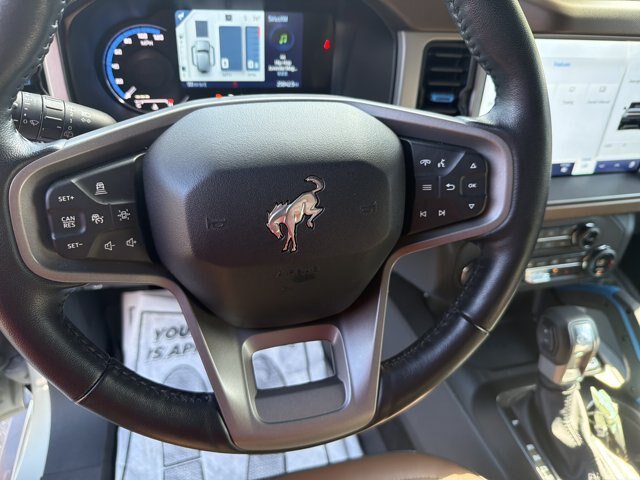 Certified 2023 Ford Bronco Outer Banks AWD/4WD image 13