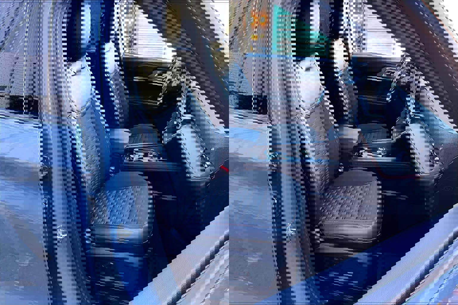 Certified 2025 Ford Explorer ST-Line w/ Premium Package image 12