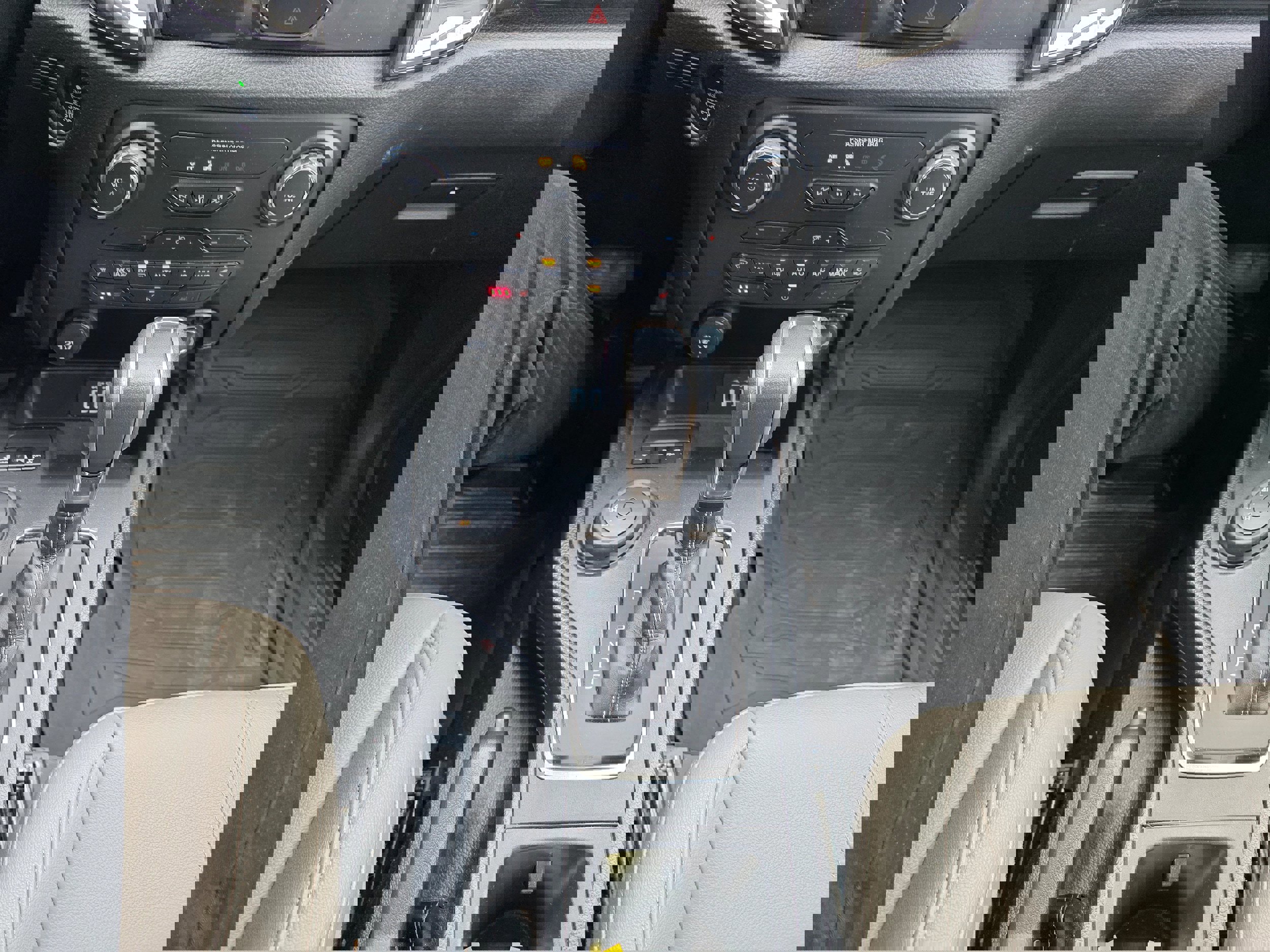 Certified 2023 Ford Ranger Lariat w/ Equipment Group 501A High image 14