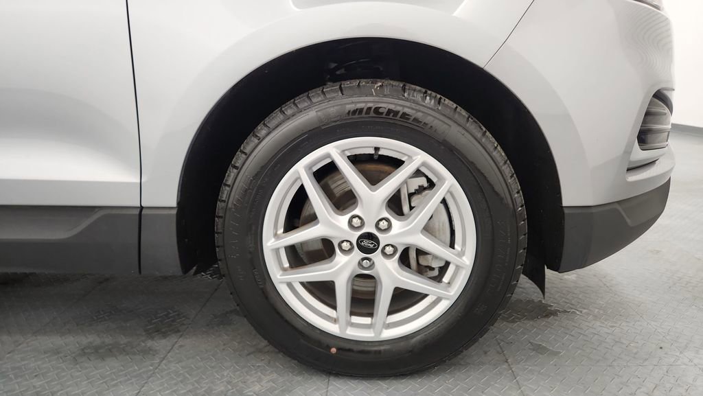 Certified 2023 Ford Edge SEL image 25
