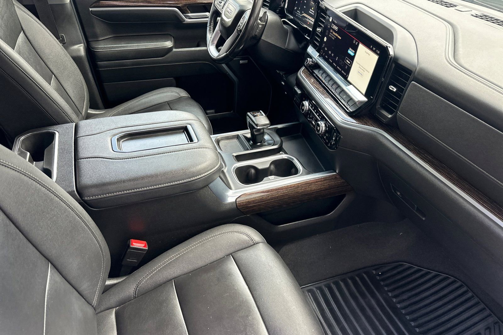 Used 2022 GMC Sierra 1500 Elevation w/ Elevation Premium Package image 14