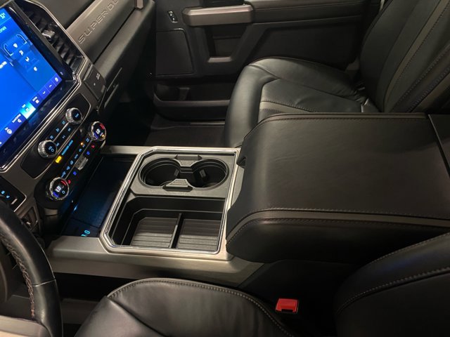 Certified 2022 Ford F350 Platinum w/ Tremor Off-Road Package AWD/4WD image 15