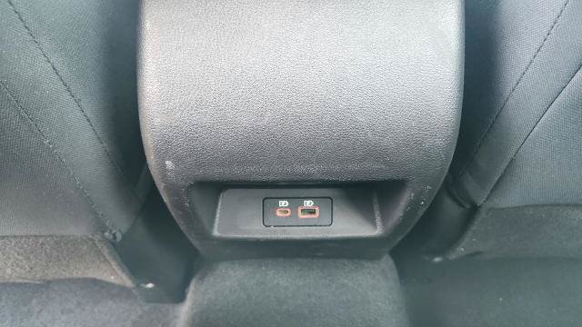 Used 2024 Nissan Altima 2.5 SV FWD image 24