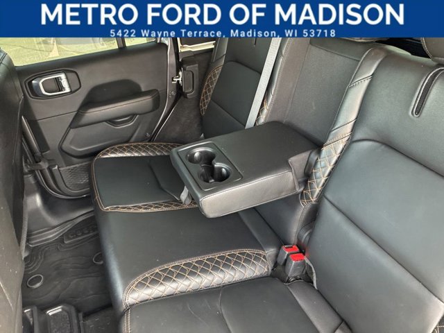Used 2021 Jeep Wrangler Unlimited Sahara AWD/4WD image 39