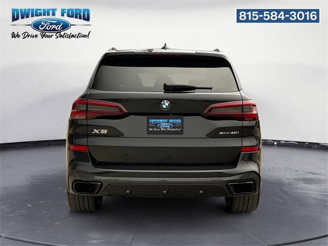 Used 2022 BMW X5 xDrive40i w/ M Sport Package image 4