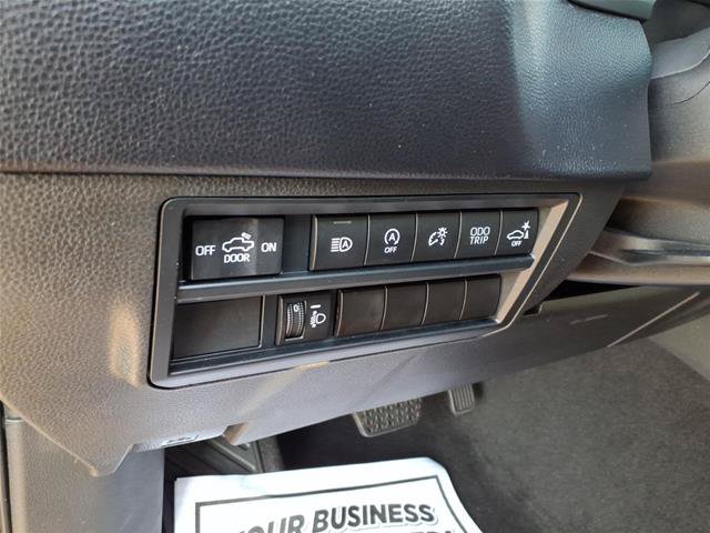 Used 2023 Toyota Tundra SR5 w/ SR5 Convenience Package RWD image 5